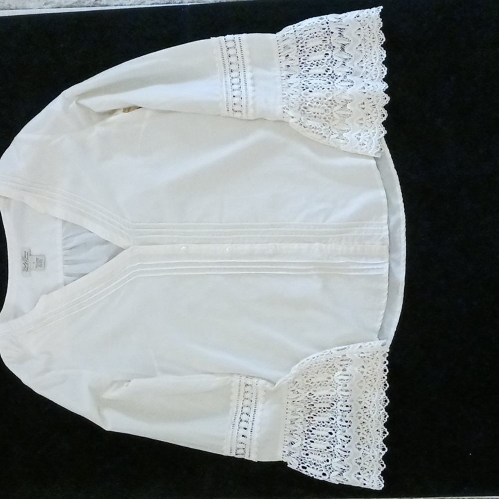 Luck Brand women's tops size Small off white